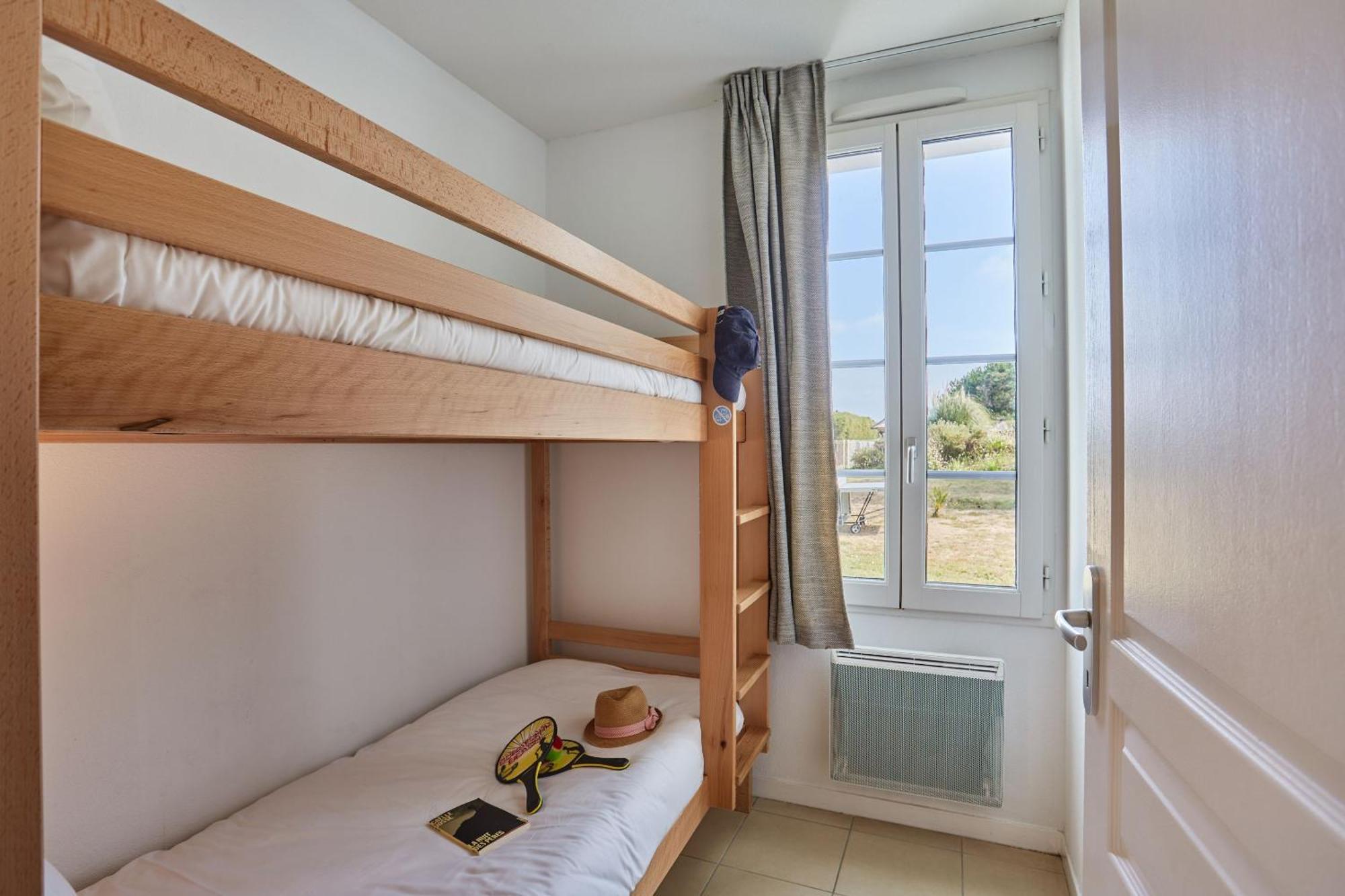 Residence Odalys Terre Marine Сен-Пиер-д'Олерон Екстериор снимка